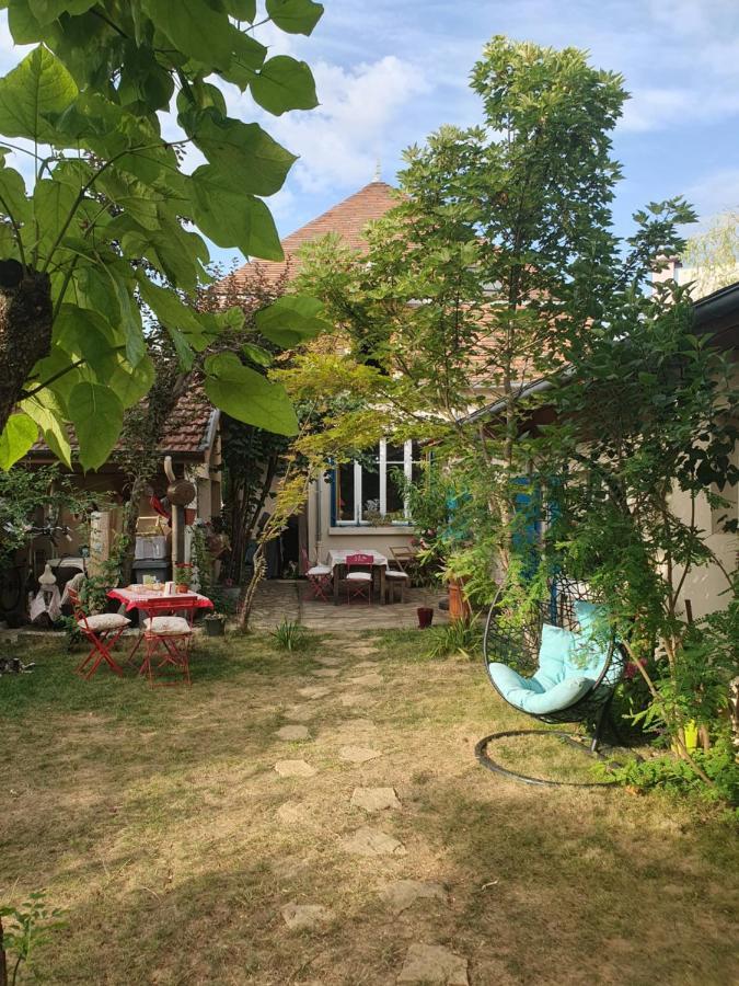Le Clos Du Moulin Dijon,Niche En Pleine Verdure,Au Calme, La Campagne A La Ville Esterno foto